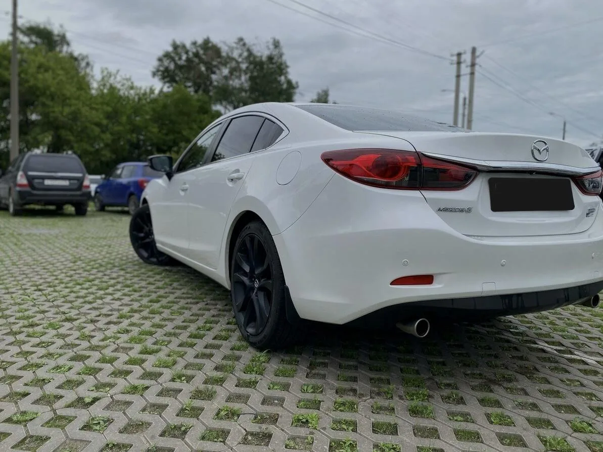 Mazda 6
