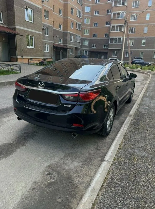 Mazda 6
