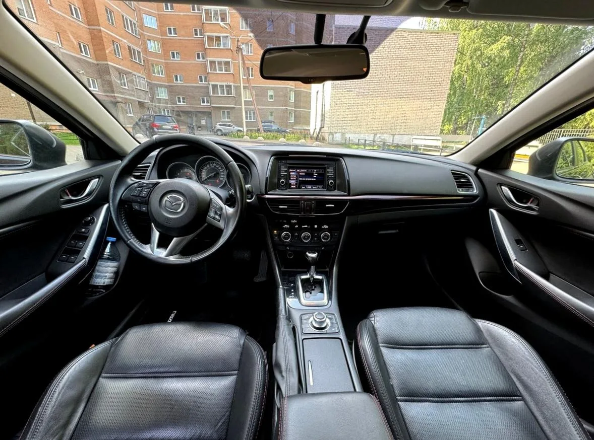 Mazda 6