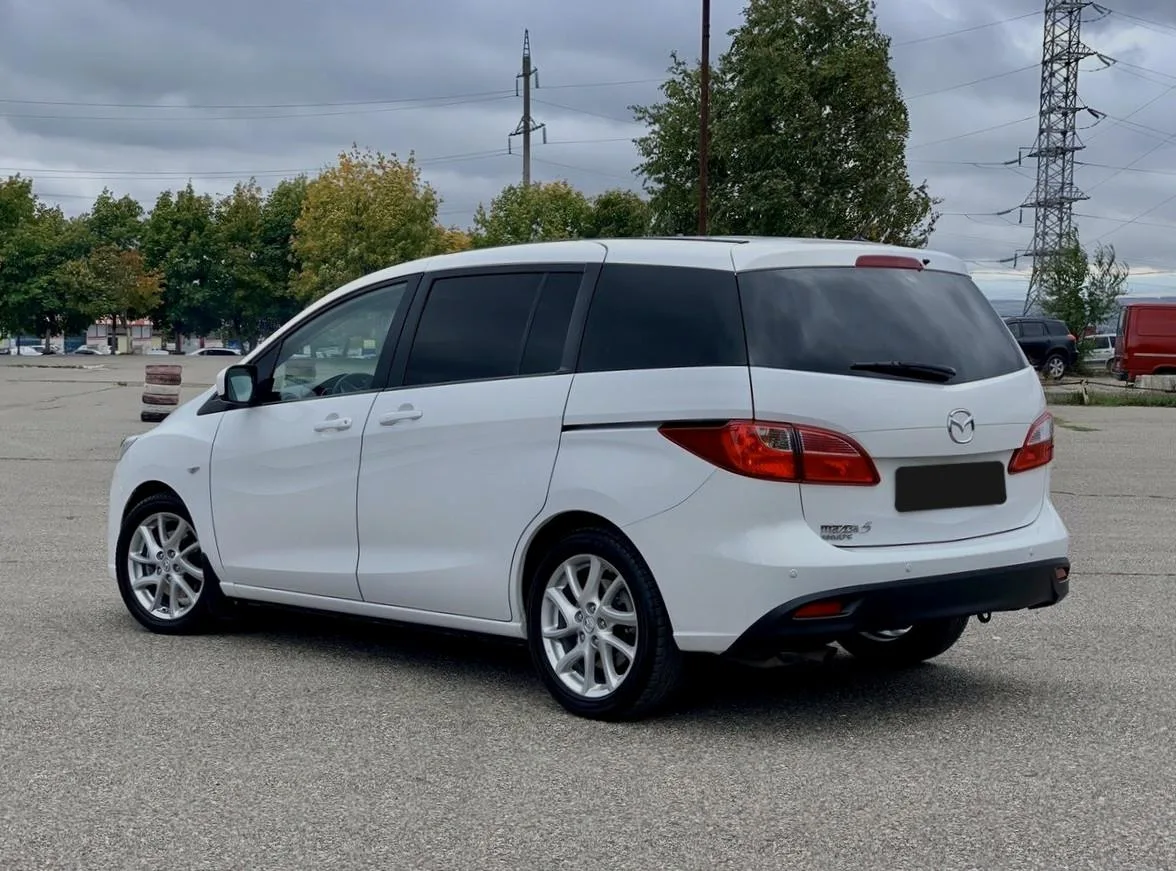 Mazda 5