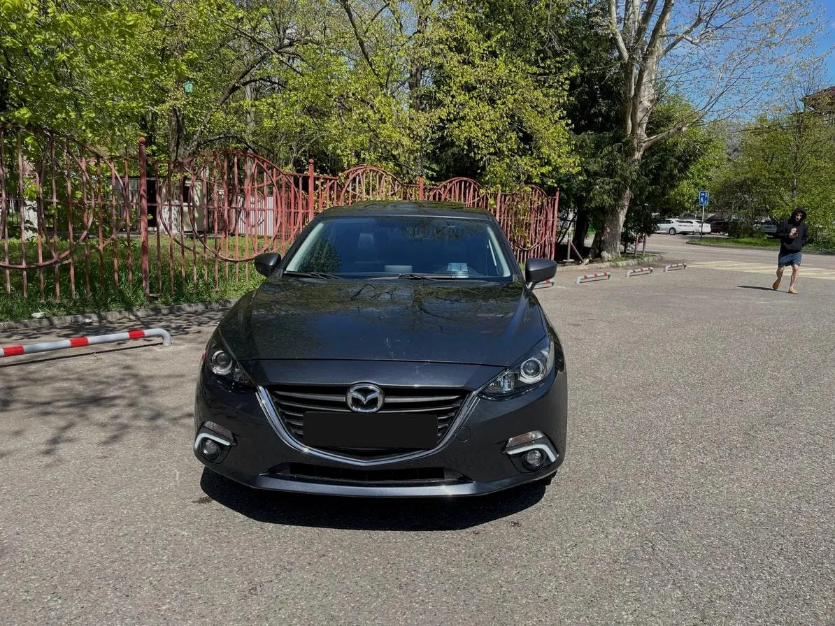Mazda 3