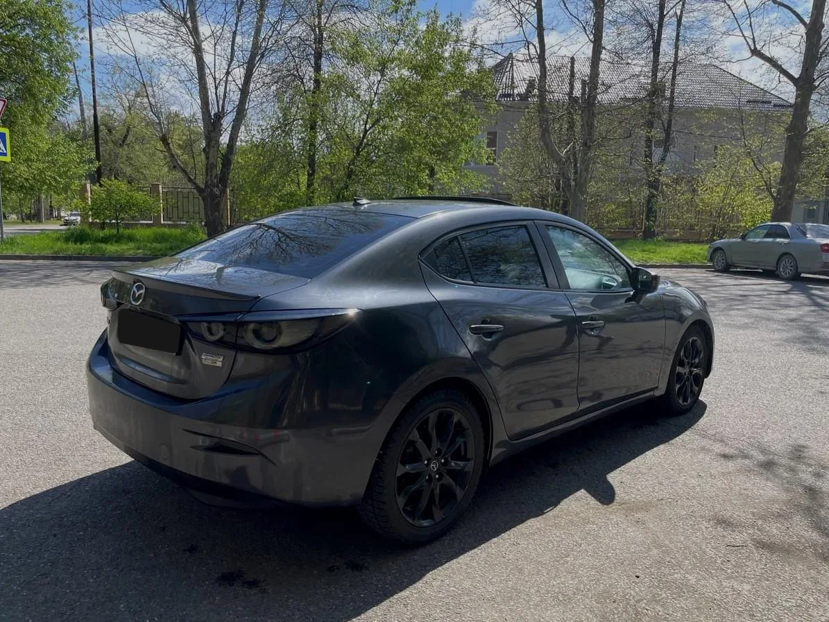 Mazda 3