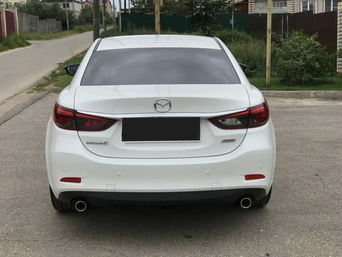 Mazda 6