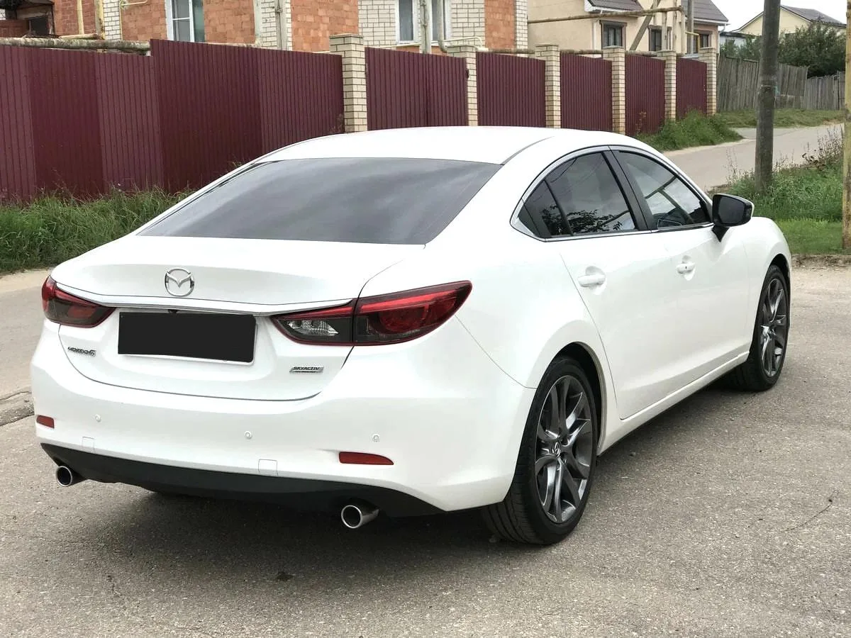 Mazda 6