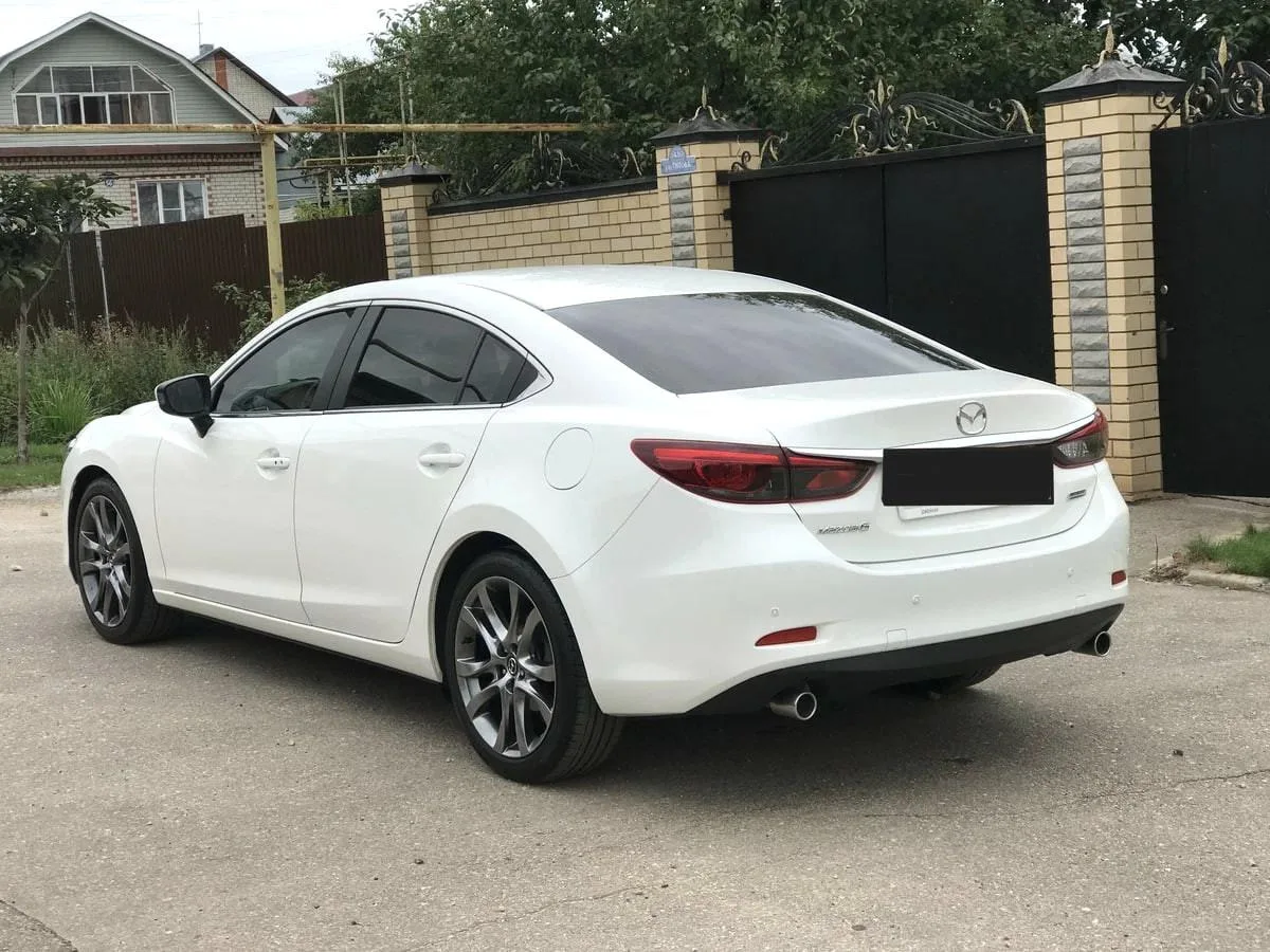 Mazda 6