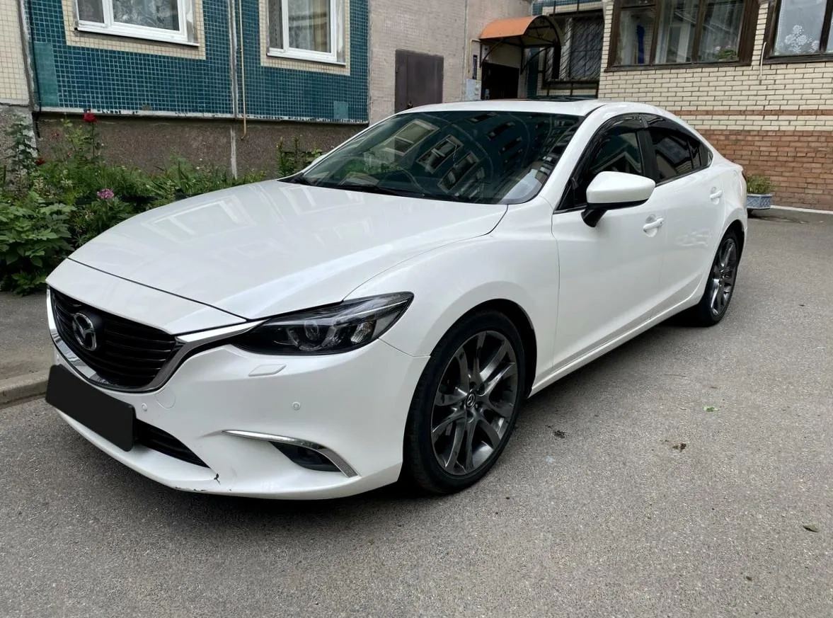 Mazda 6