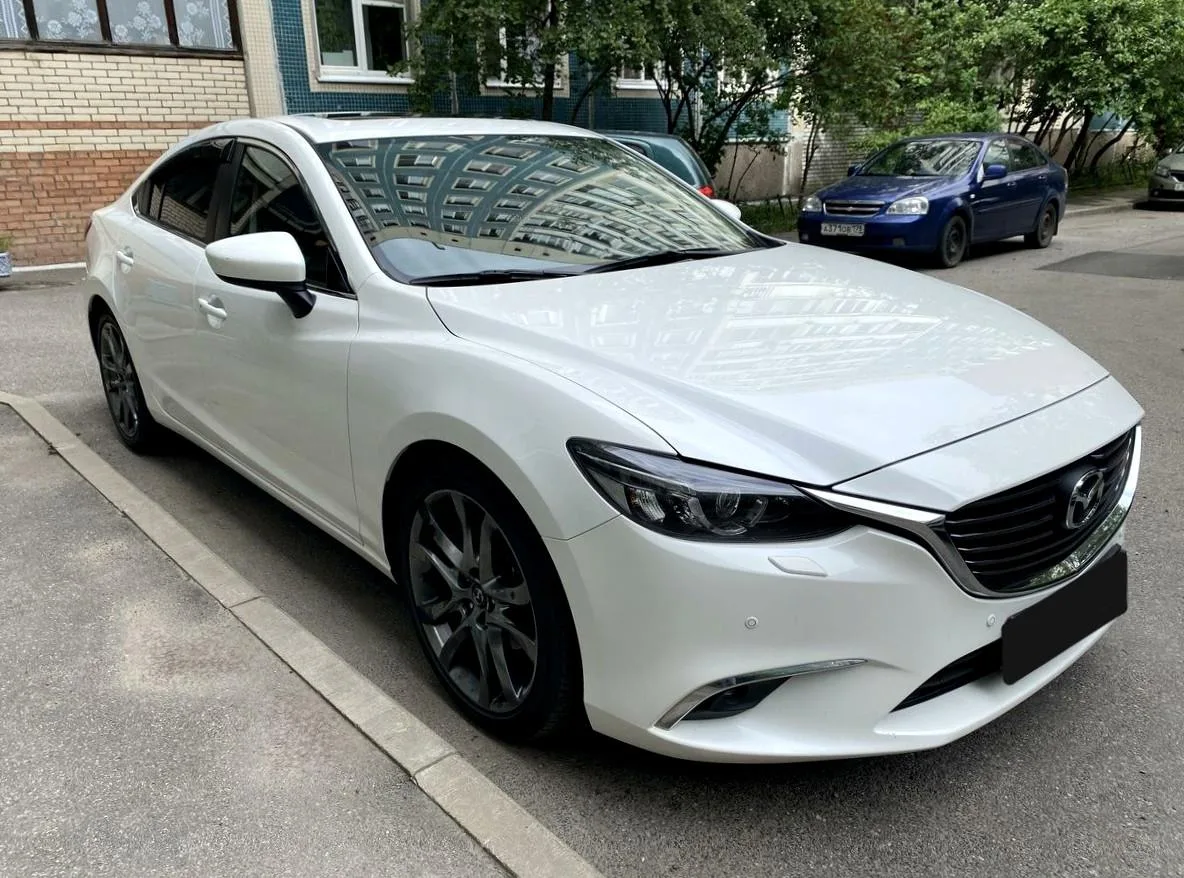 Mazda 6