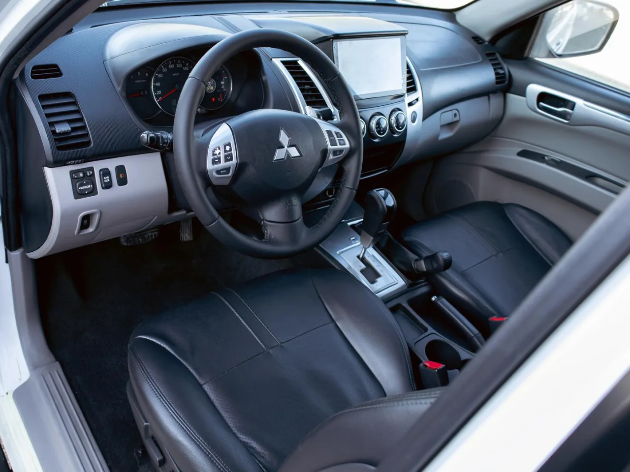 Mitsubishi Pajero Sport