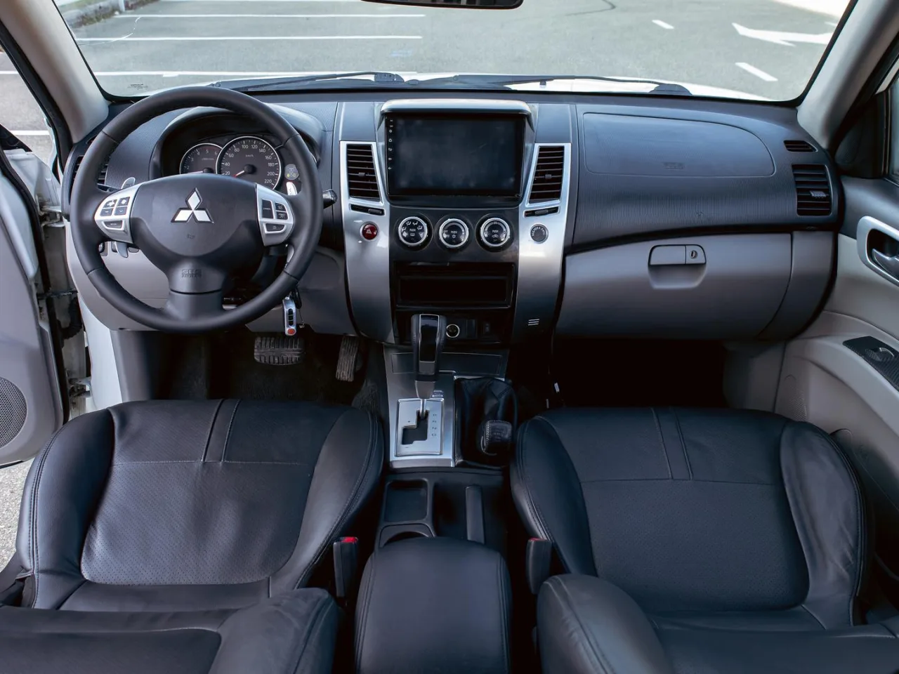 Mitsubishi Pajero Sport