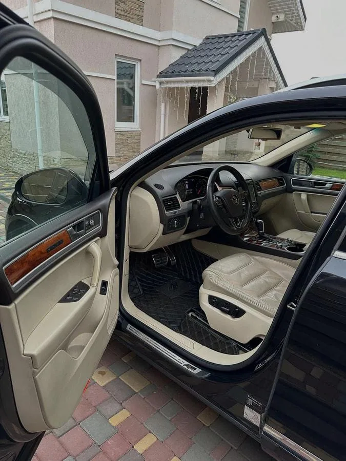 Volkswagen Touareg