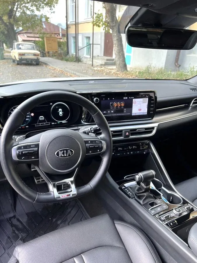 Kia K5