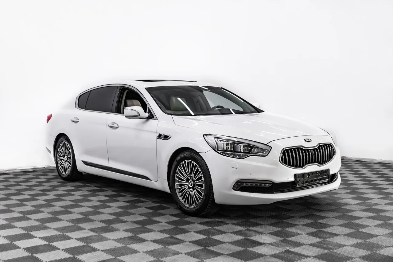 Kia Quoris