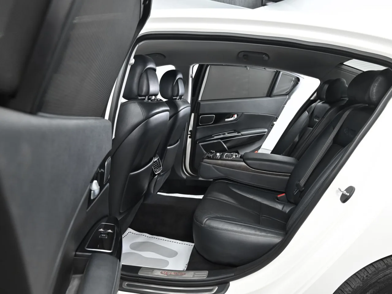 Kia Quoris