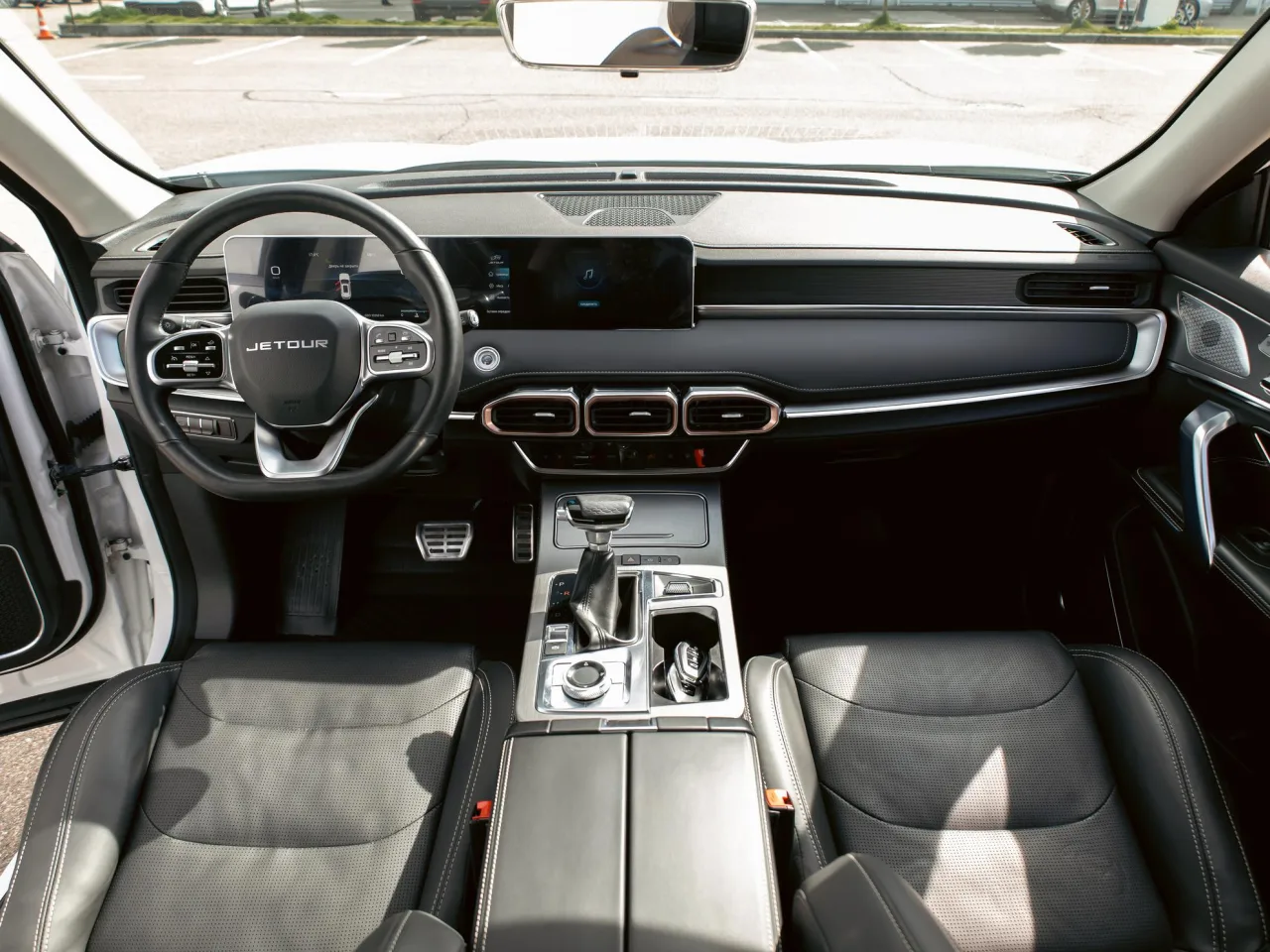 Jetour X70+