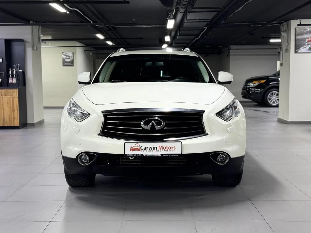 Infiniti QX70