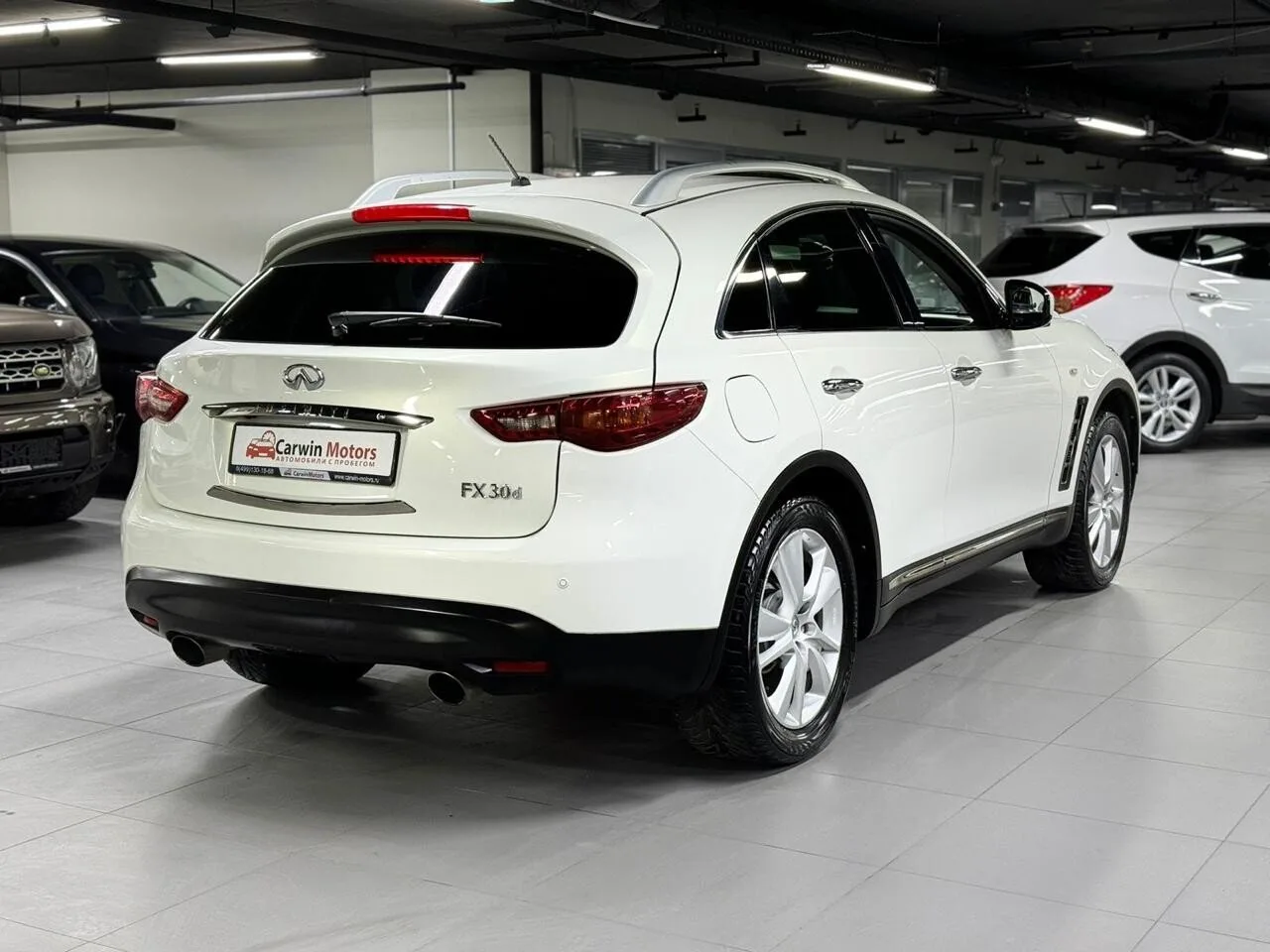 Infiniti QX70