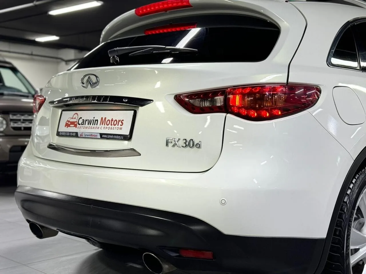 Infiniti QX70