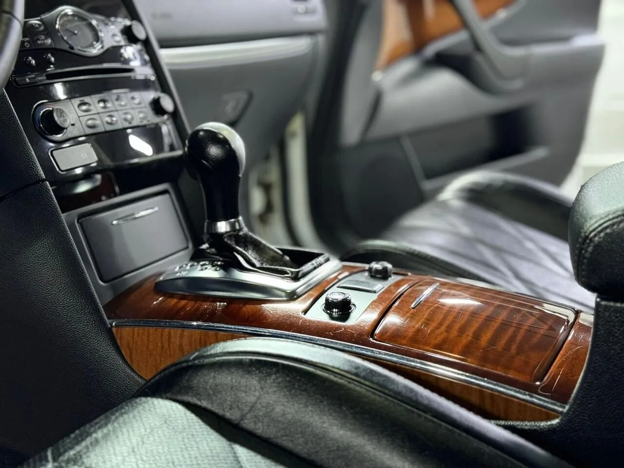 Infiniti QX70