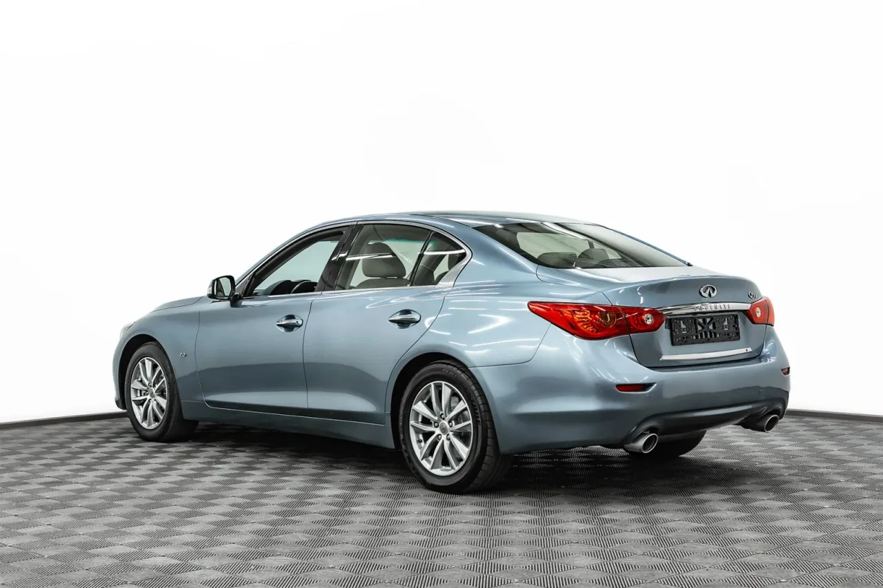 Infiniti Q50