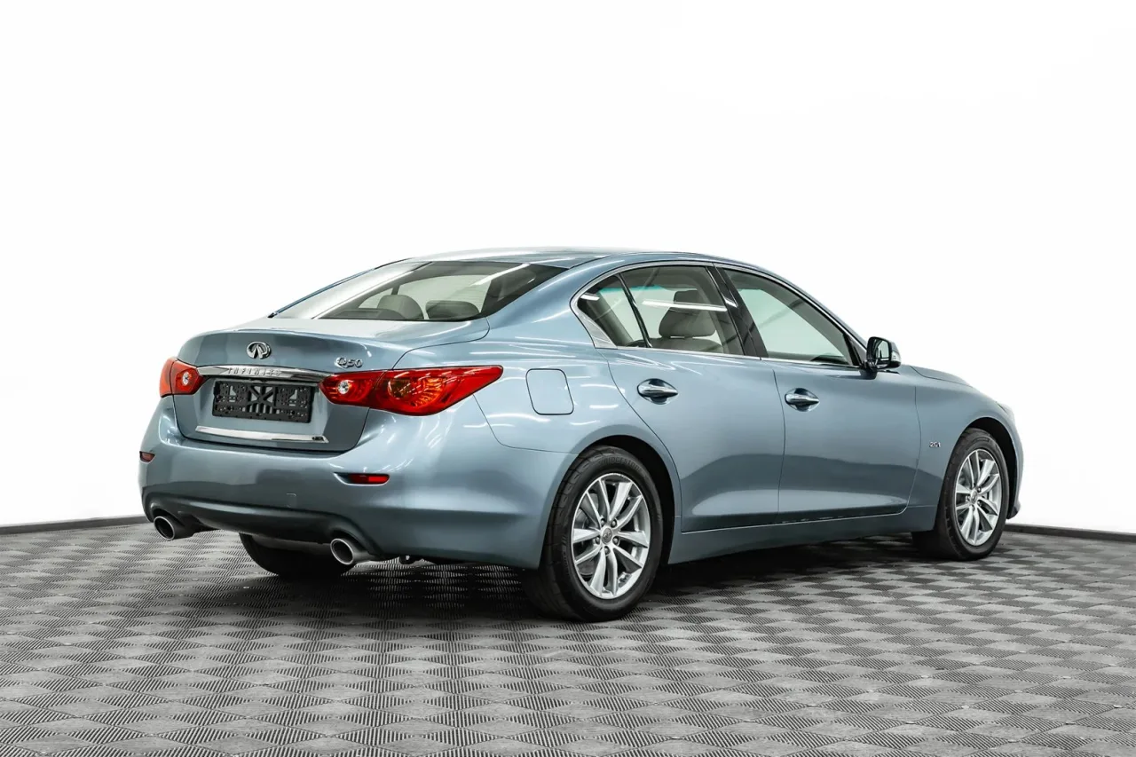Infiniti Q50