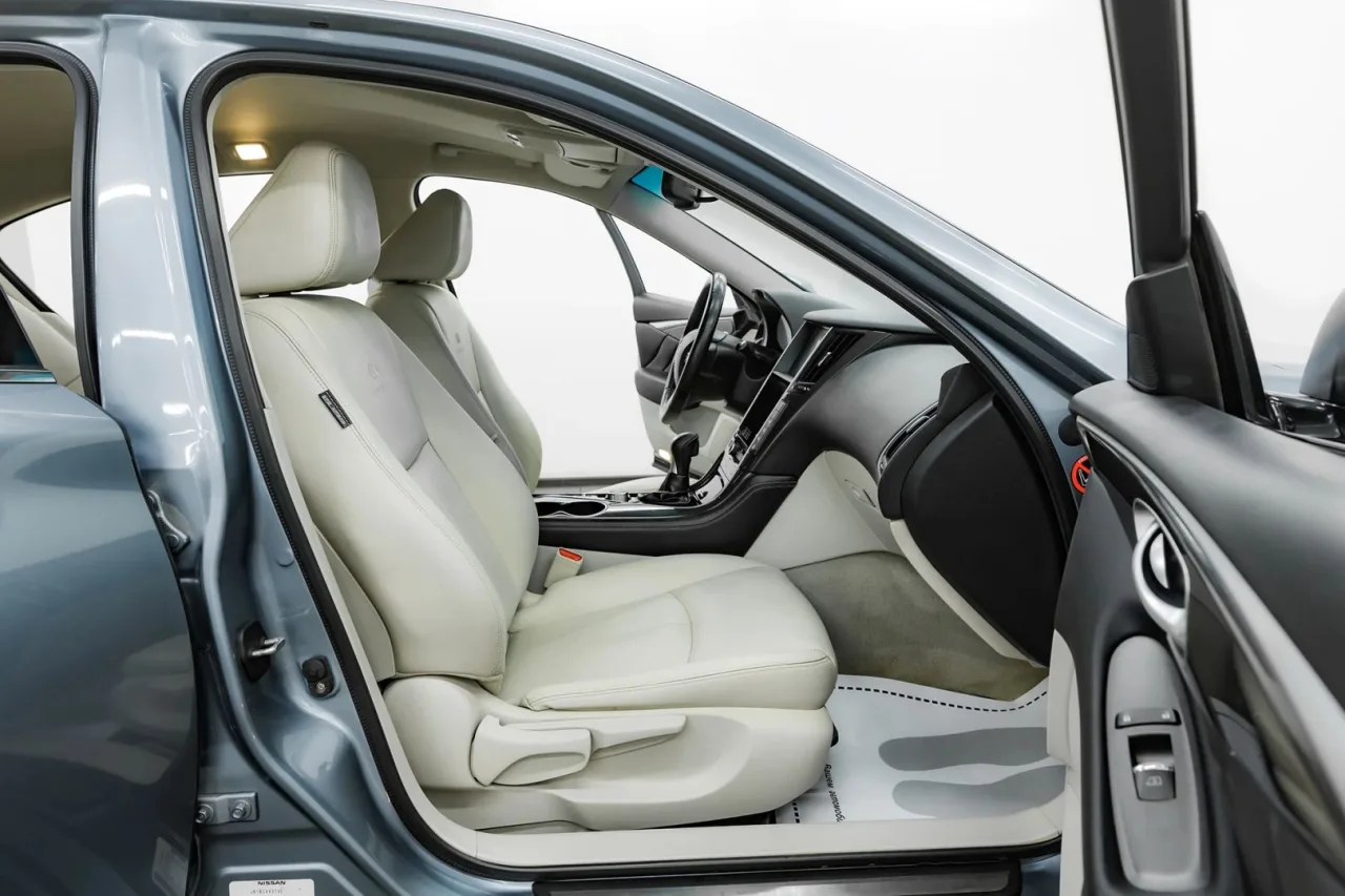 Infiniti Q50