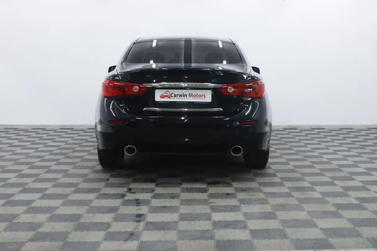 Infiniti Q50