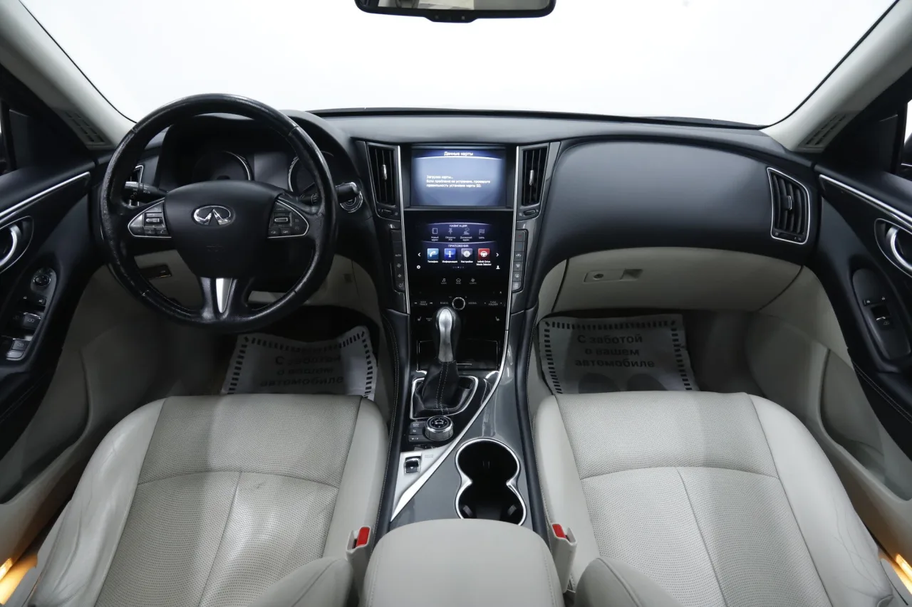Infiniti Q50