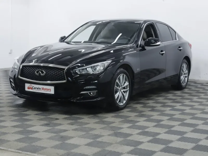 Infiniti Q50 2014