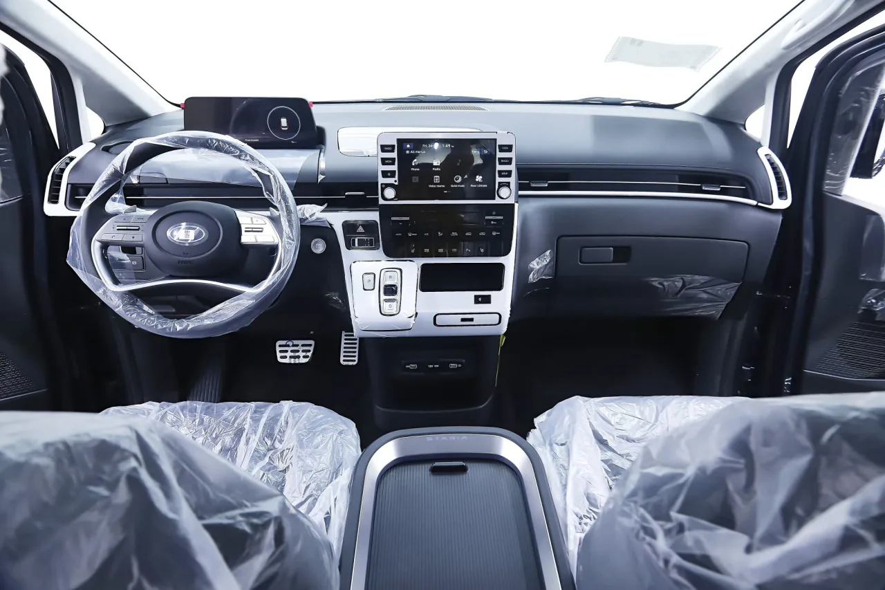 Hyundai Staria