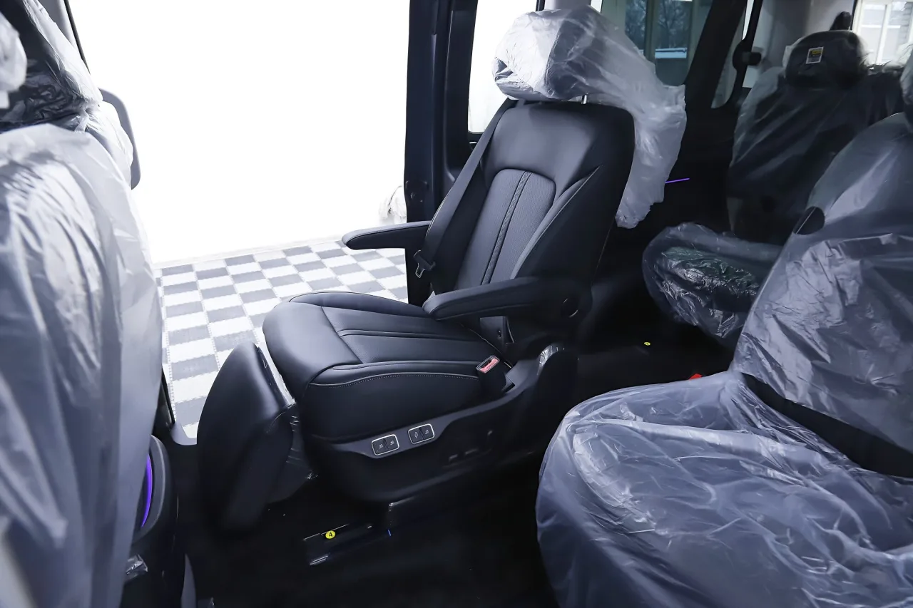 Hyundai Staria