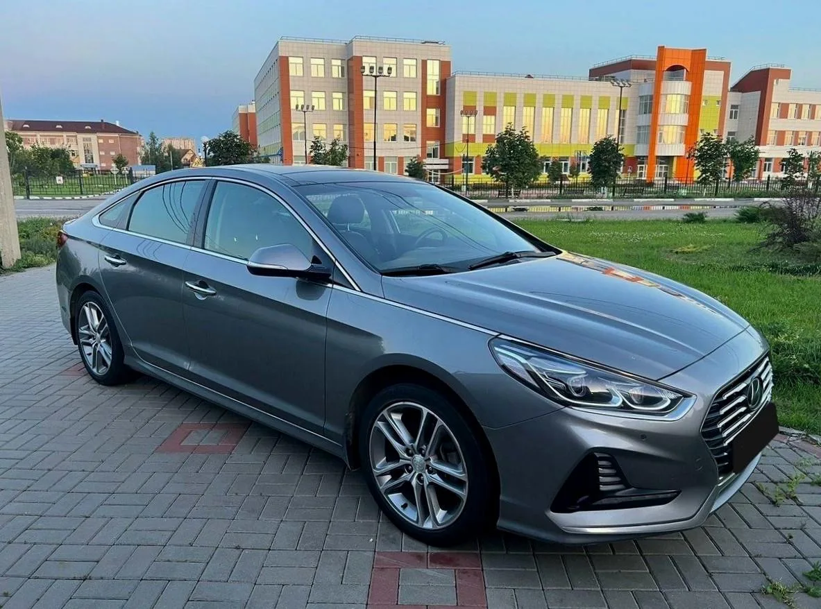 Hyundai Sonata