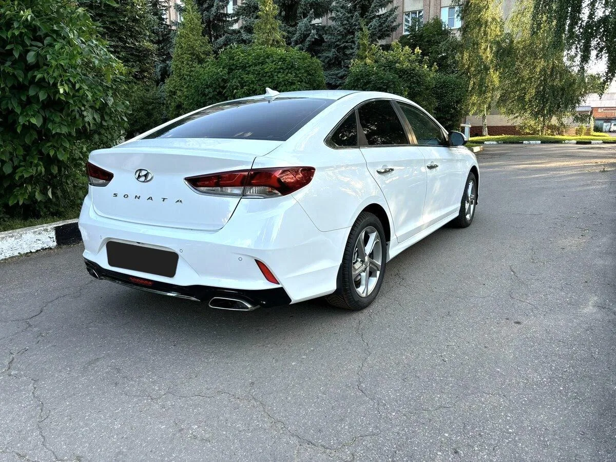 Hyundai Sonata