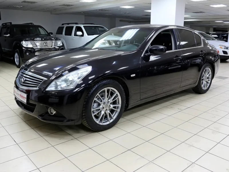 Infiniti G 2013