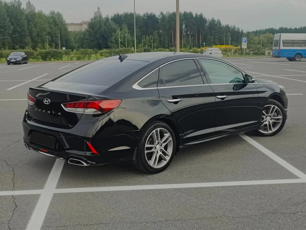 Hyundai Sonata