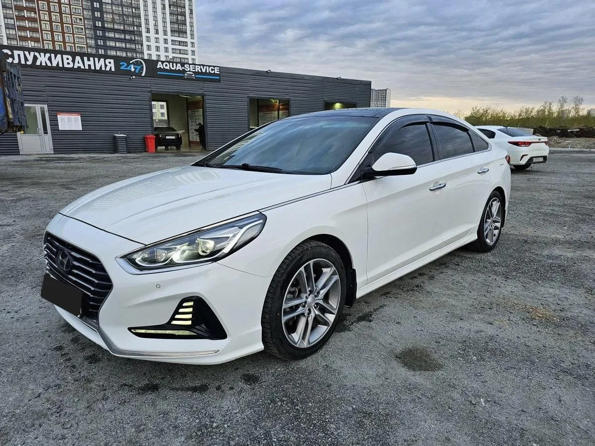 Hyundai Sonata