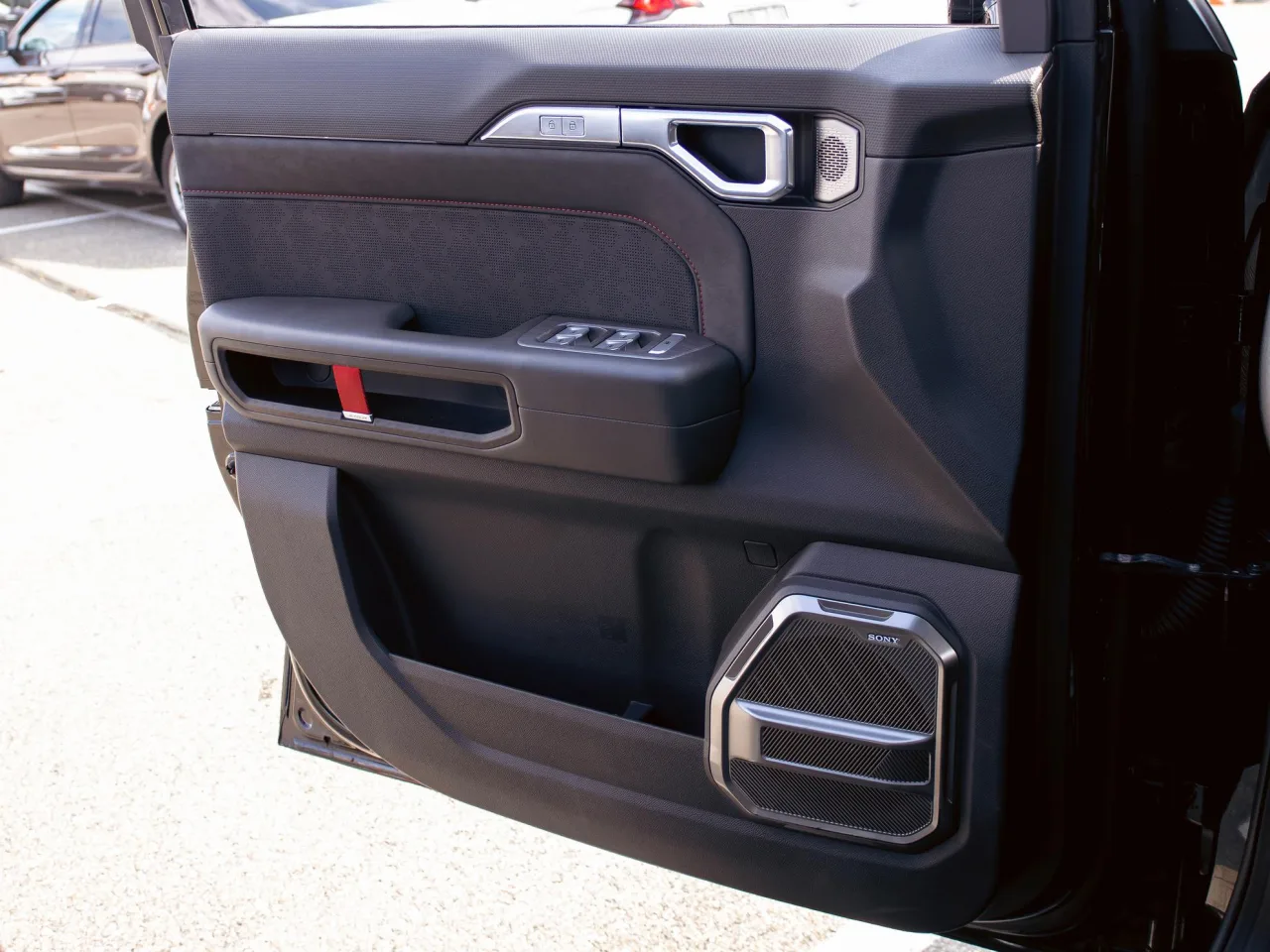 Jetour T2
