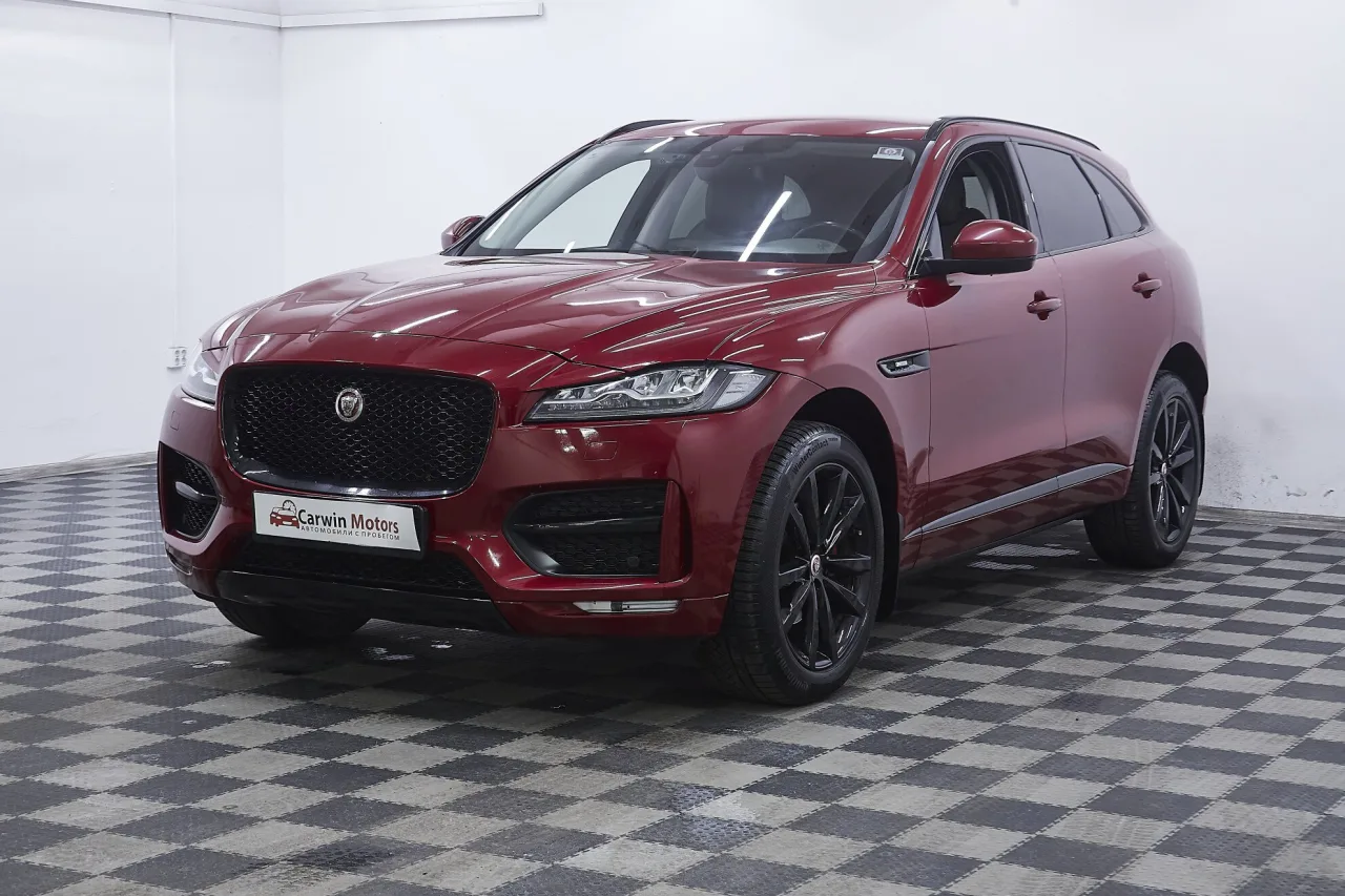 Jaguar F-Pace
