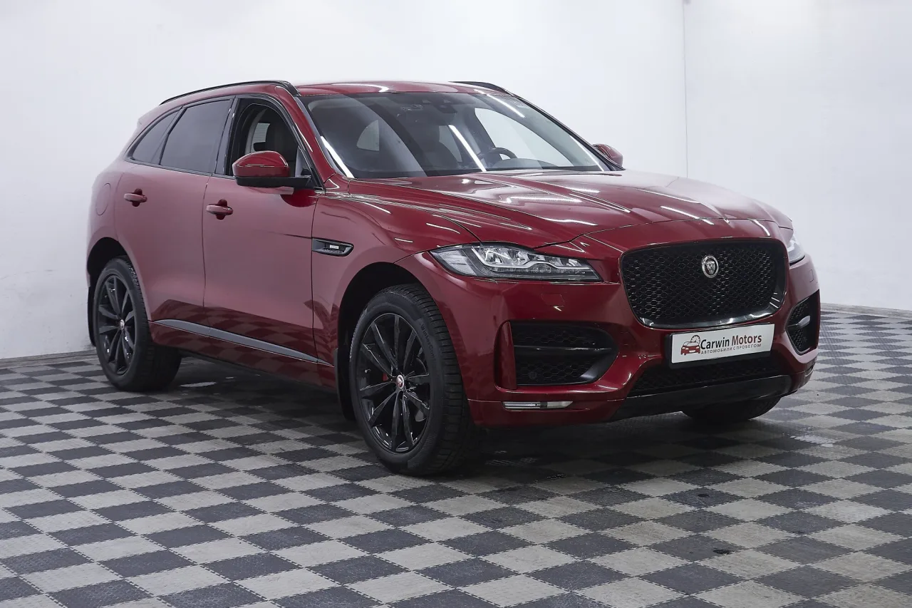 Jaguar F-Pace