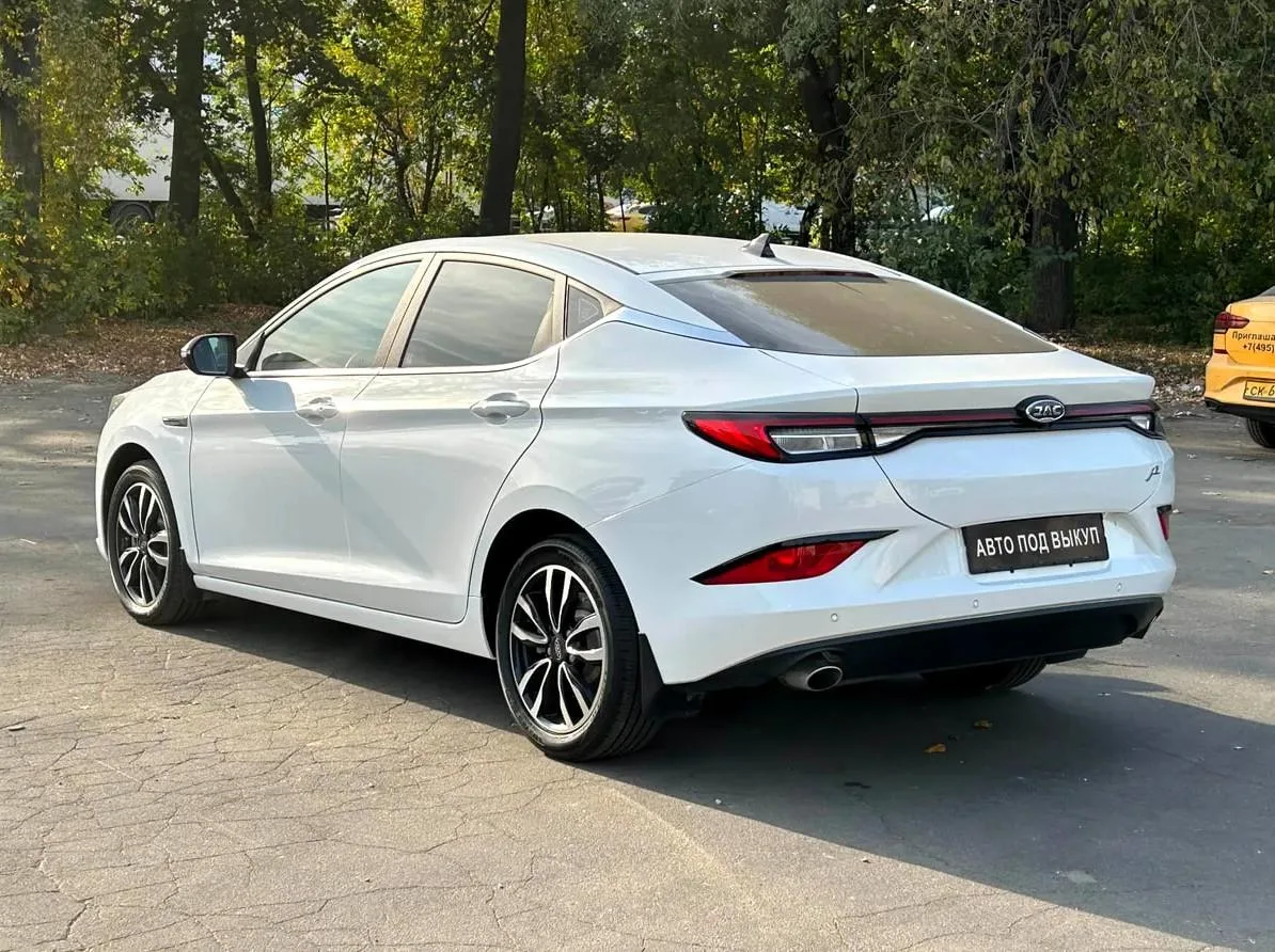 JAC J7