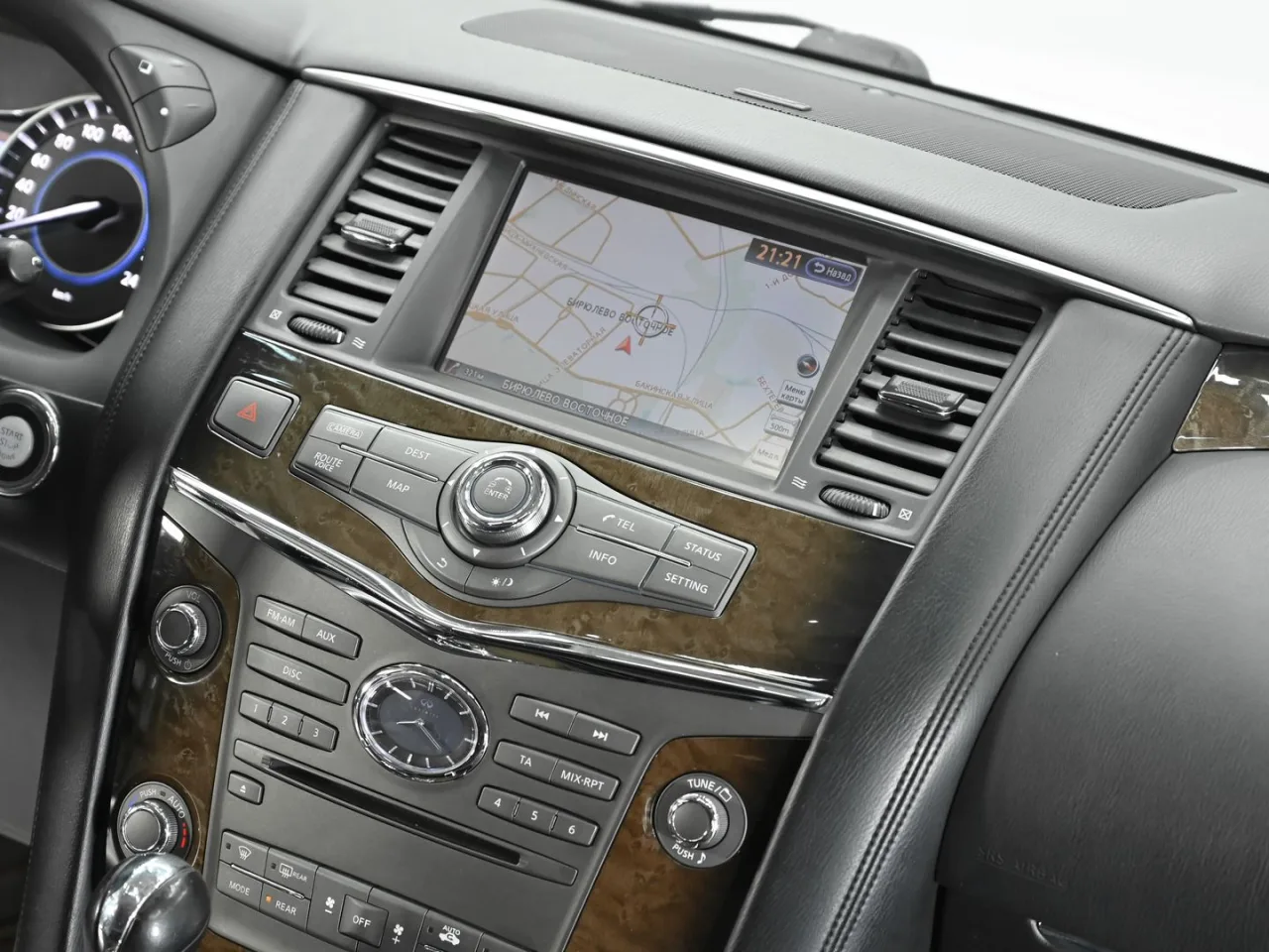 Infiniti QX80
