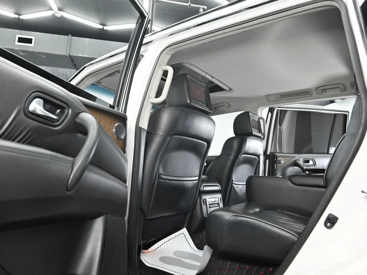Infiniti QX80
