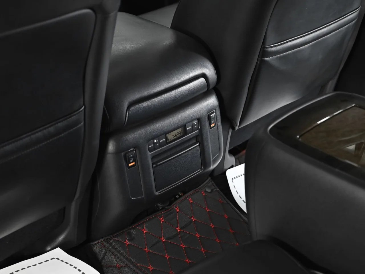 Infiniti QX80