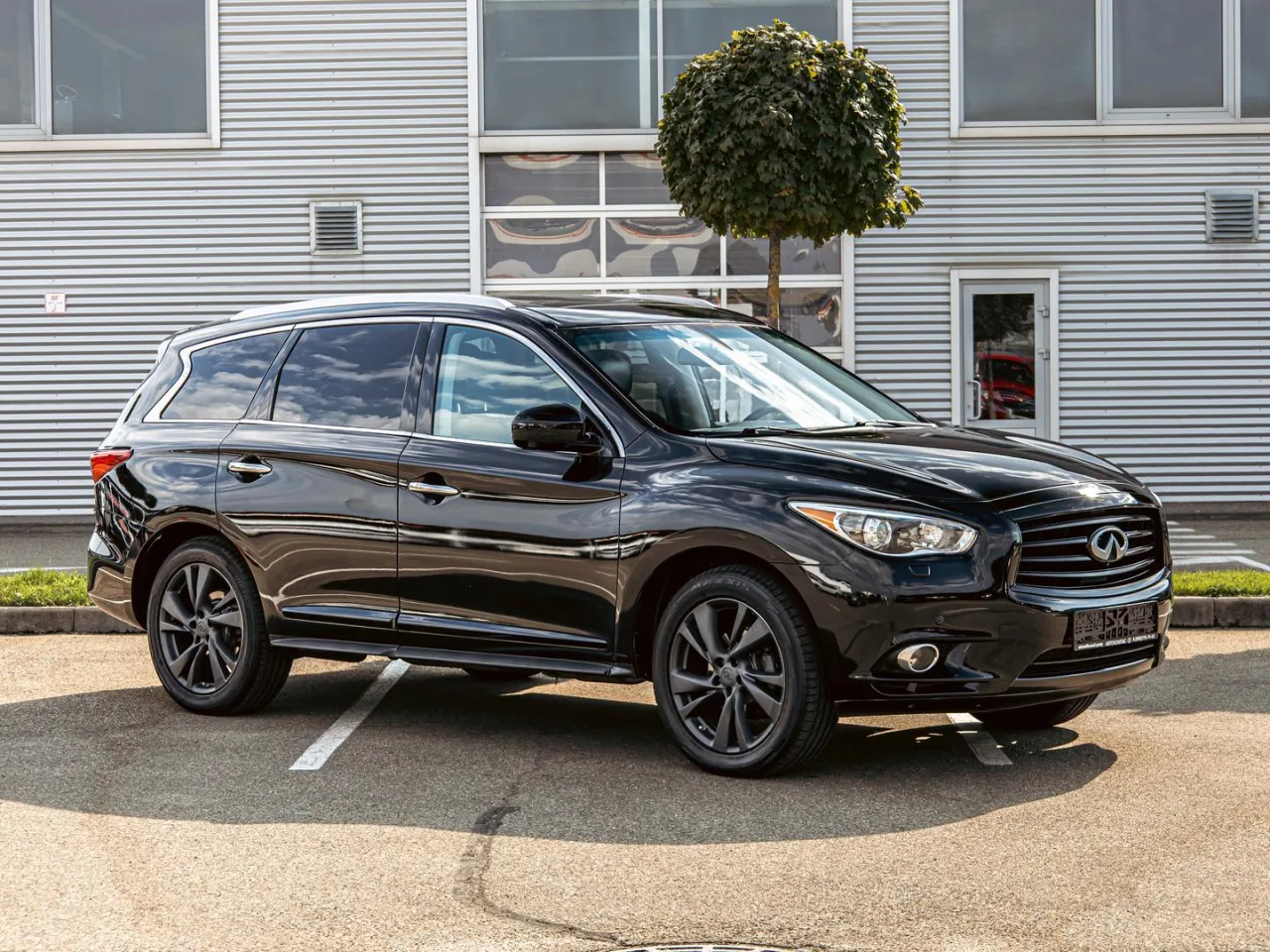Infiniti JX