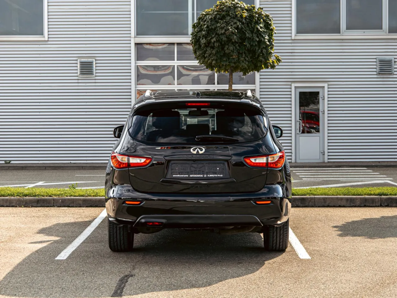 Infiniti JX