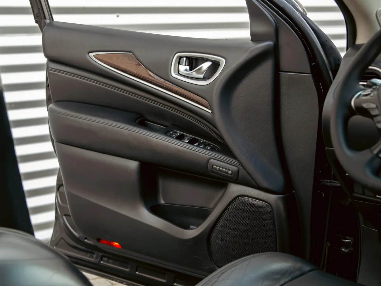 Infiniti JX