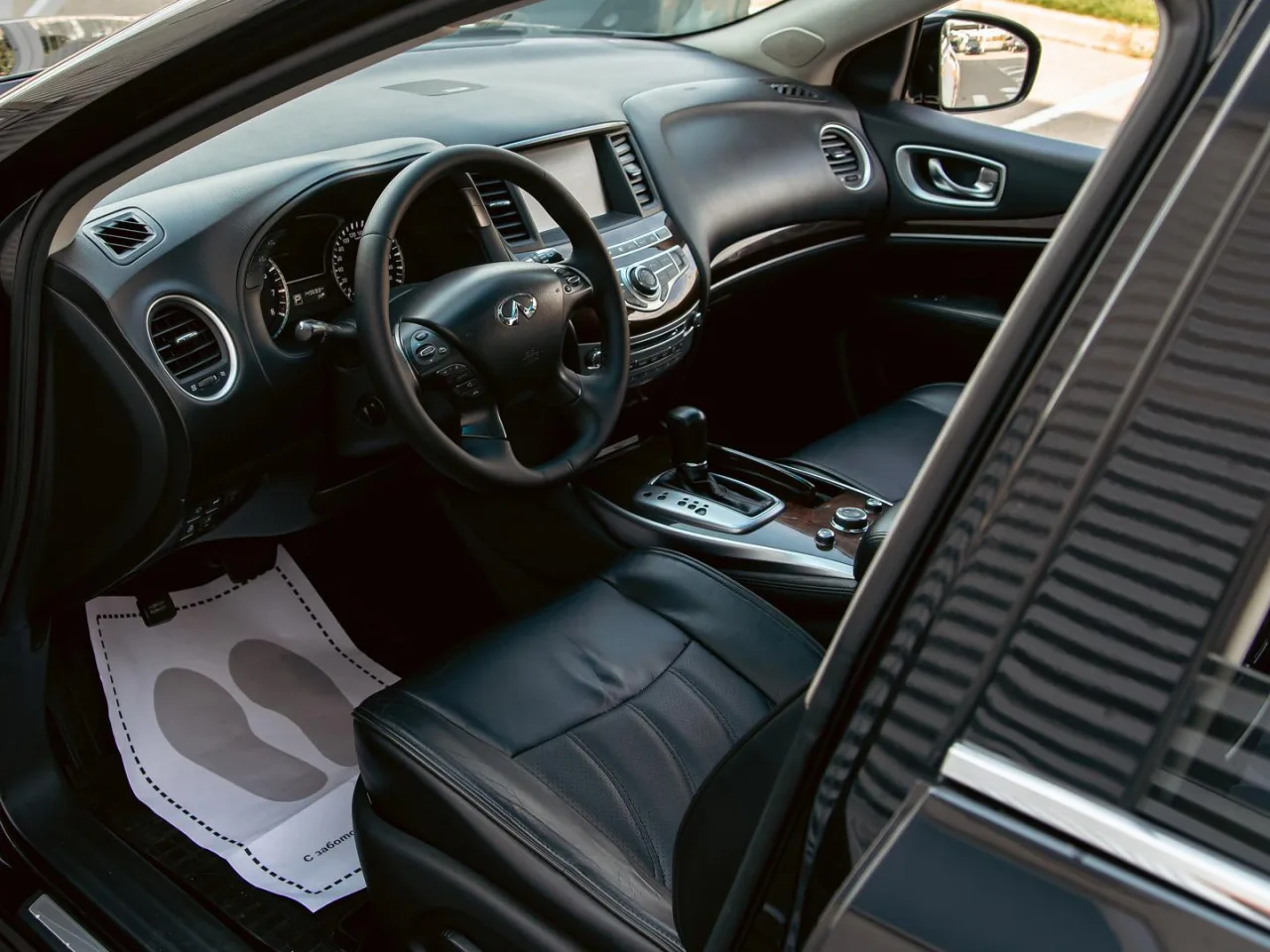 Infiniti JX