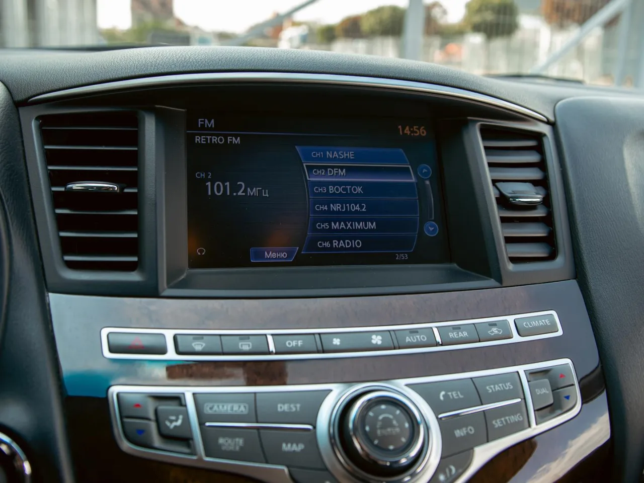 Infiniti JX