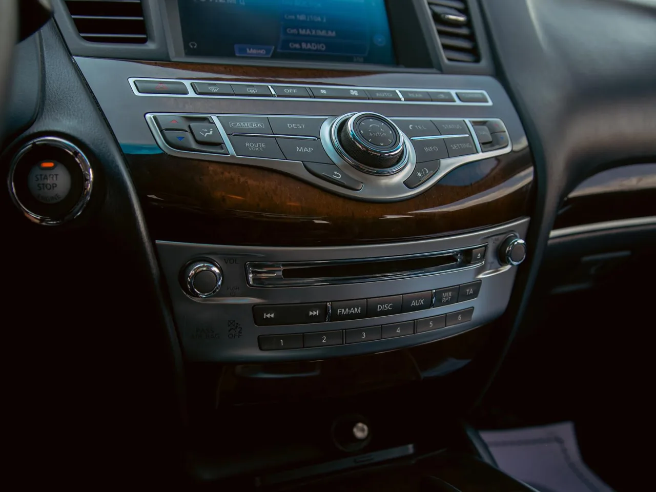 Infiniti JX