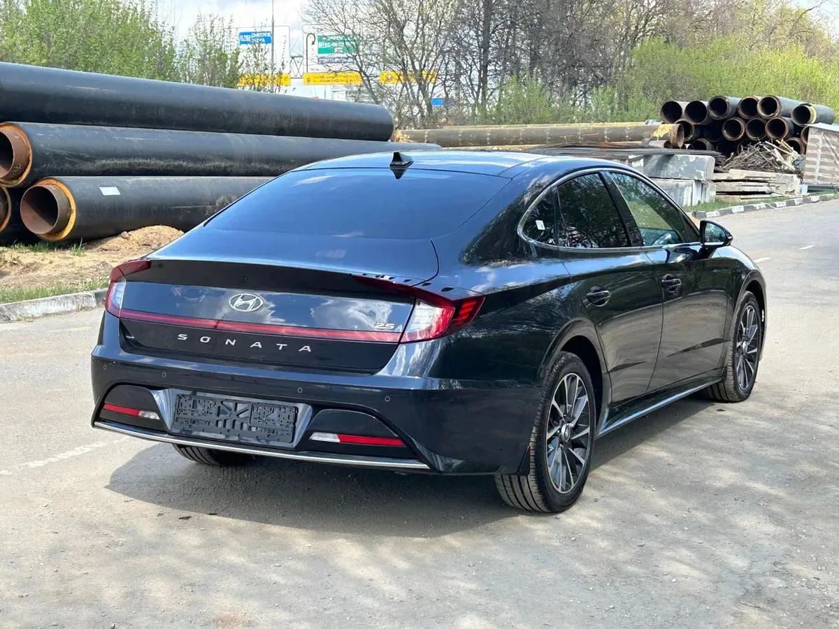 Hyundai Sonata
