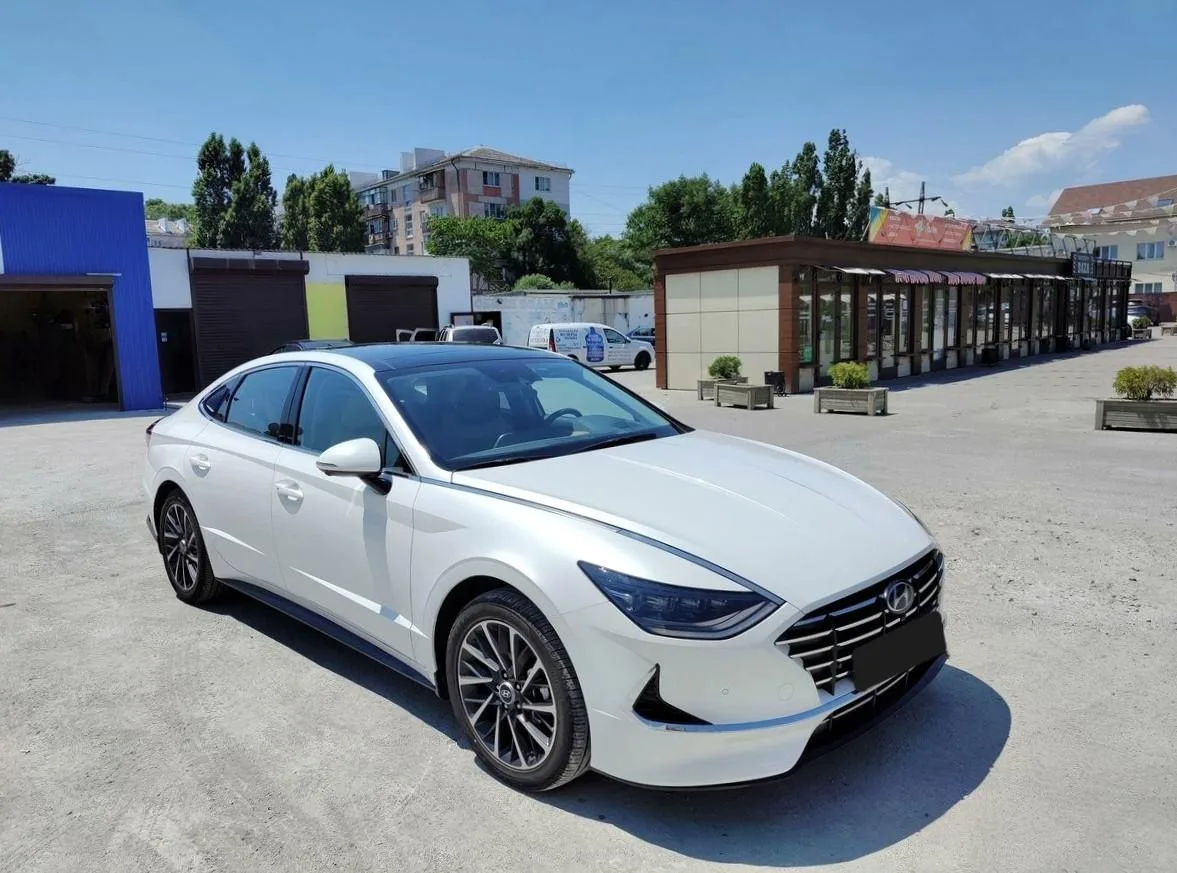 Hyundai Sonata